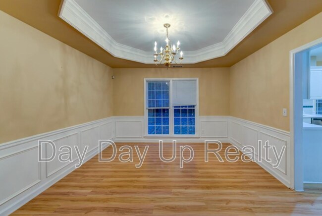 Building Photo - 1429 Oglethorpe Dr