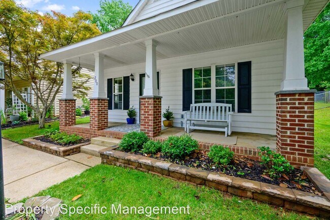 Foto del edificio - 2 br, 2 bath House - 200 Highgate Circle