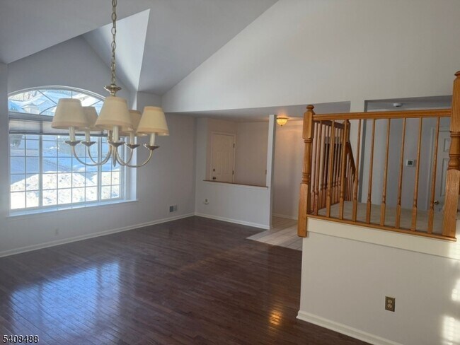 Building Photo - 14 Schindler Ct