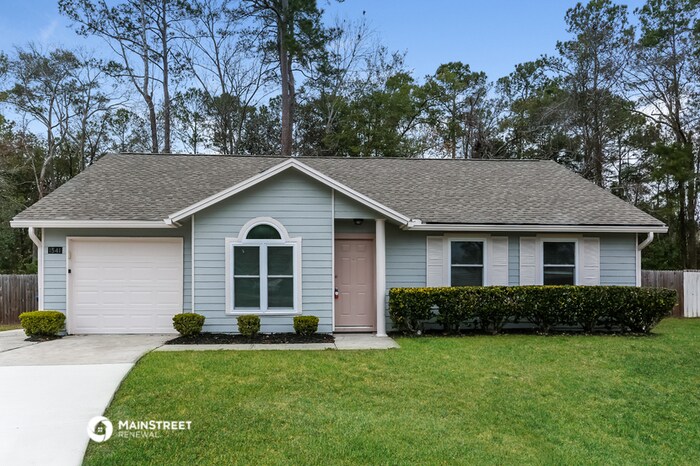 Primary Photo - 1541 Kingfisher Ln N