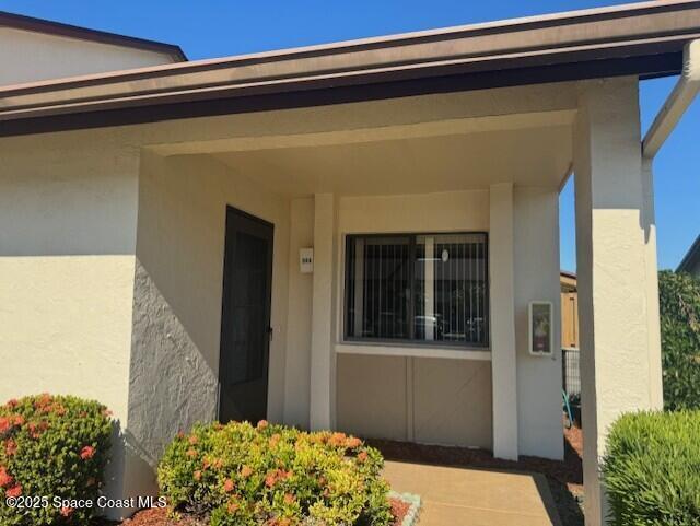 Foto del edificio - 2270 Golf Isle Dr