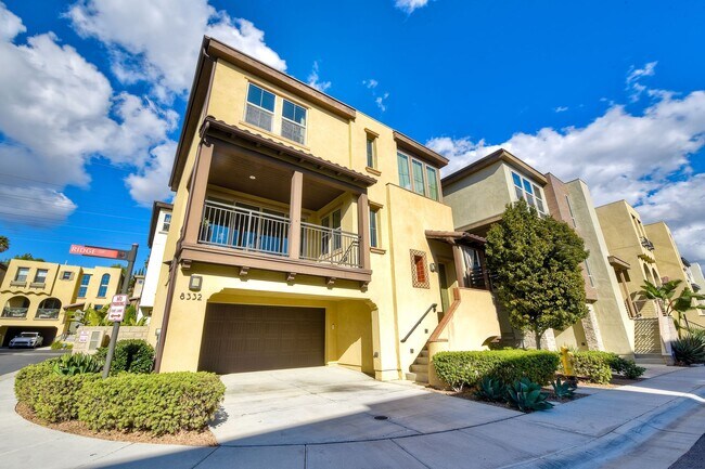 Foto del edificio - 8332 Ridge Ct