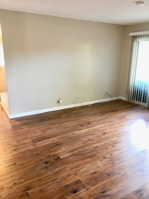 Primary Photo - 2 bed 1 bath Lower Unit Condo in El Sobran...