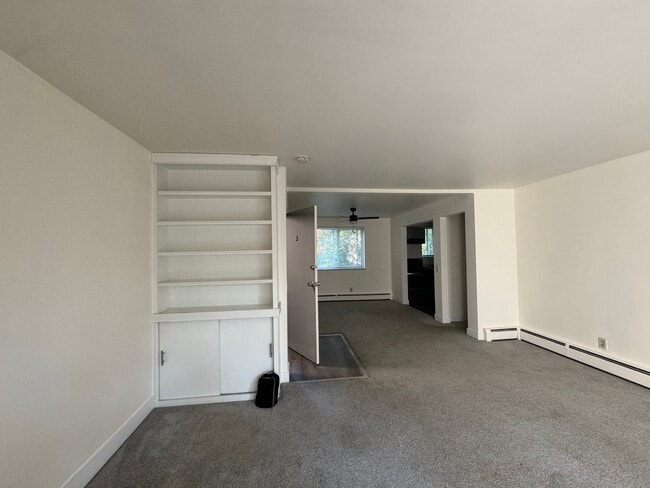 Photo - 505 Sandheger Pl Apartment
