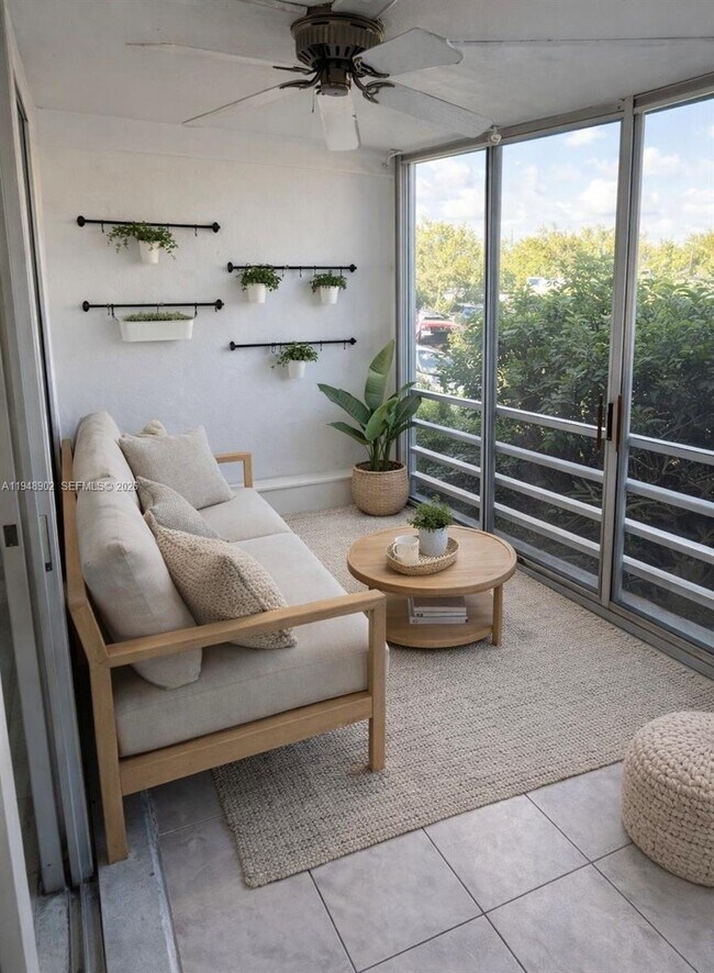 Foto del edificio - 501 E Dania Beach Blvd