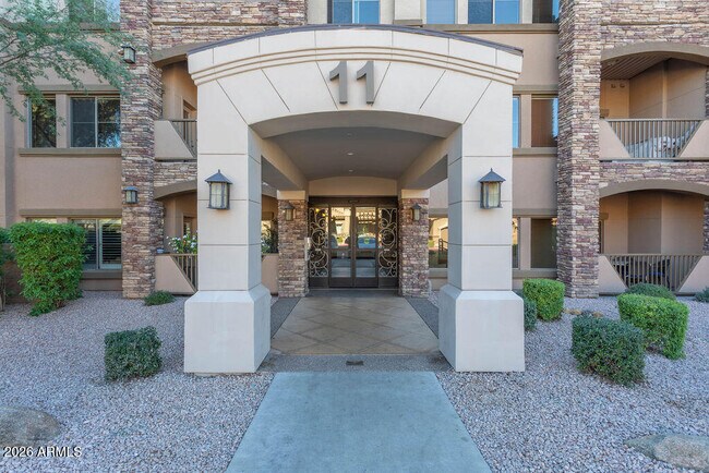 Foto del edificio - 5450 E Deer Valley Dr