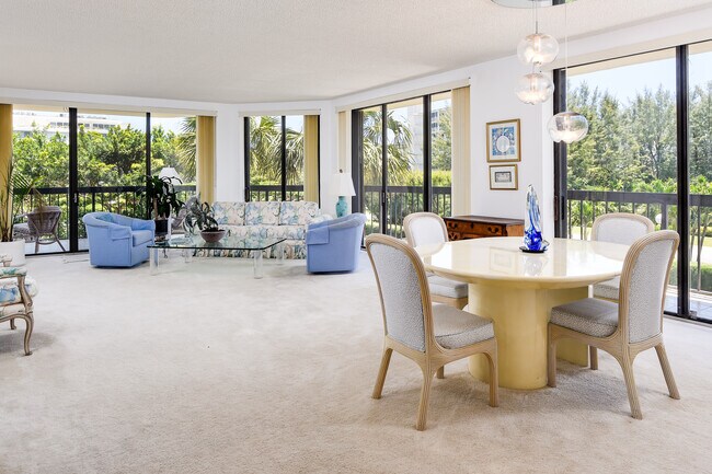 Building Photo - 2778 S Ocean Blvd
