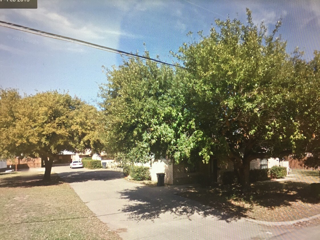 Building Photo - 3015-3019 McFerrin Ave