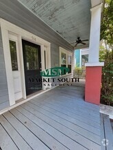 Building Photo - 518 W 37th St