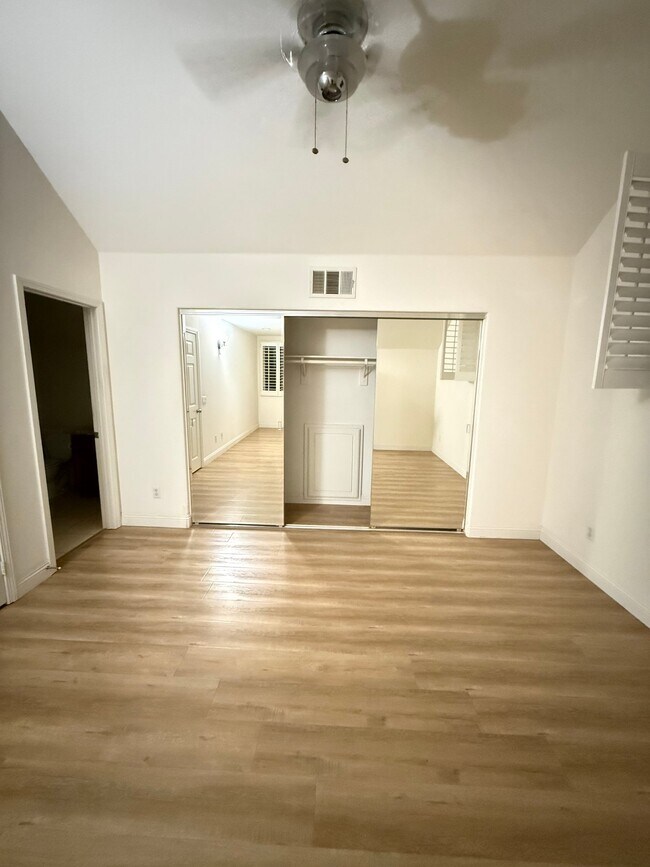 Foto del edificio - 4790 Preston St