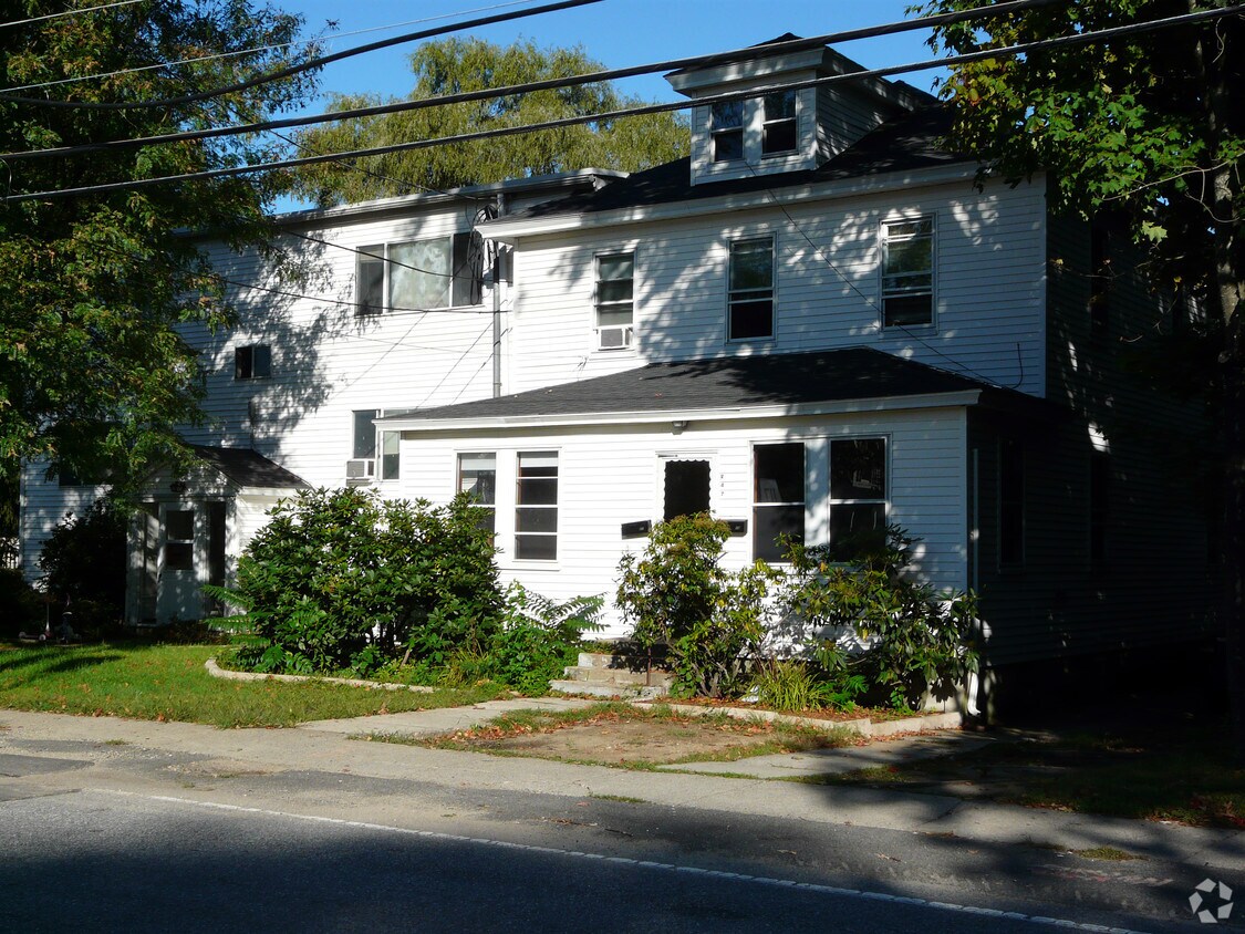 Primary Photo - 247 Main St