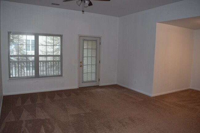 Foto del edificio - ANN ARBOR CONDO FOR LEASE!