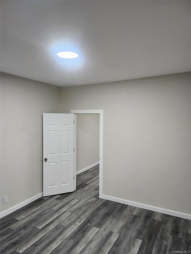 Foto del edificio - 2126 Flatbush Ave