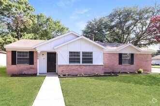 Building Photo - 4000 School Hill Cir