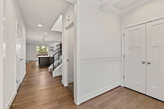 Foto del edificio - 2359 NE 150th St