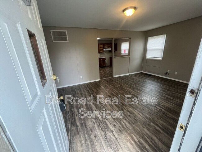 Foto del edificio - 4914 Gardendale Ave