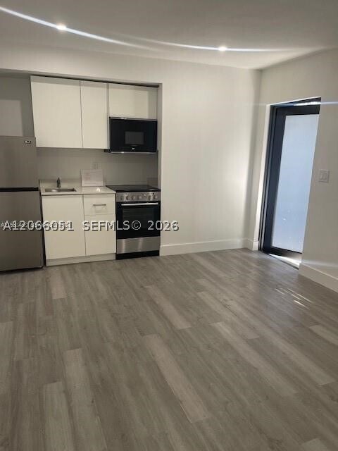 Foto del edificio - 910 SW 8th Ave
