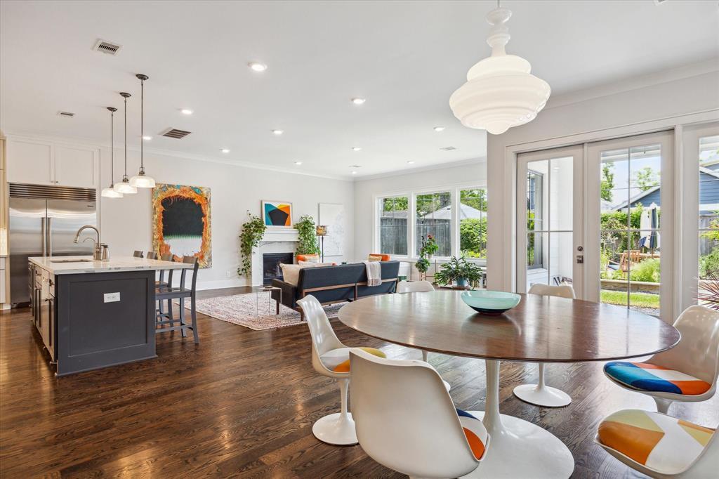 Foto principal - 712 E 14th St