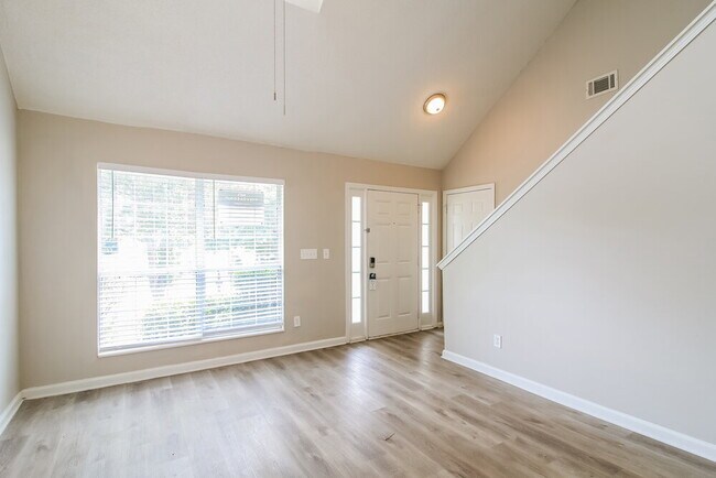 Foto del edificio - 4509 Ravenwood Pl