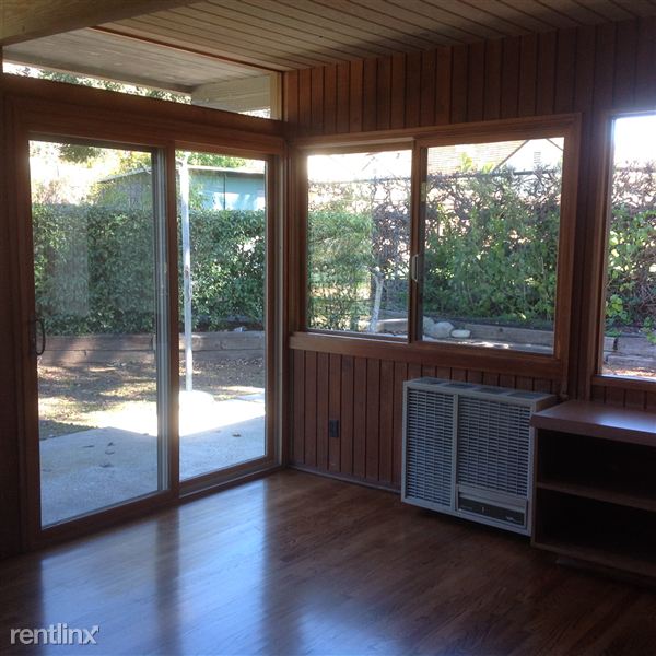 Building Photo - 605 San Roque Rd