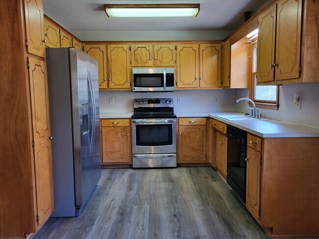 Foto del edificio - 3 bedroom home in Lincolnton