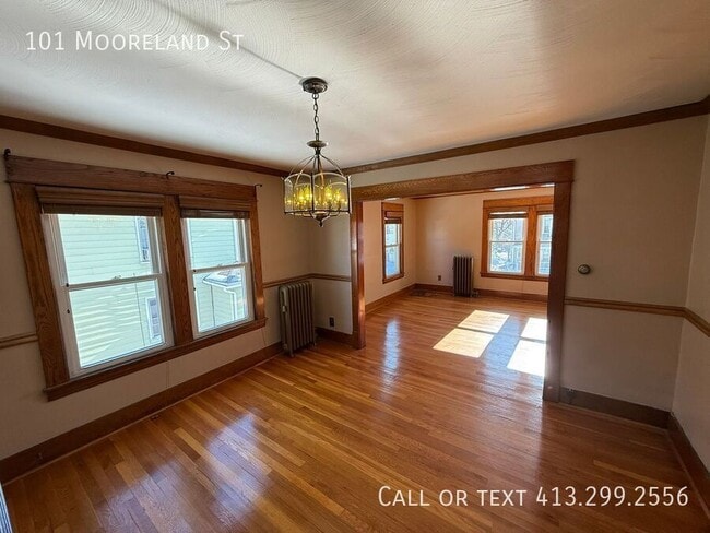 Foto del edificio - 101 Mooreland St