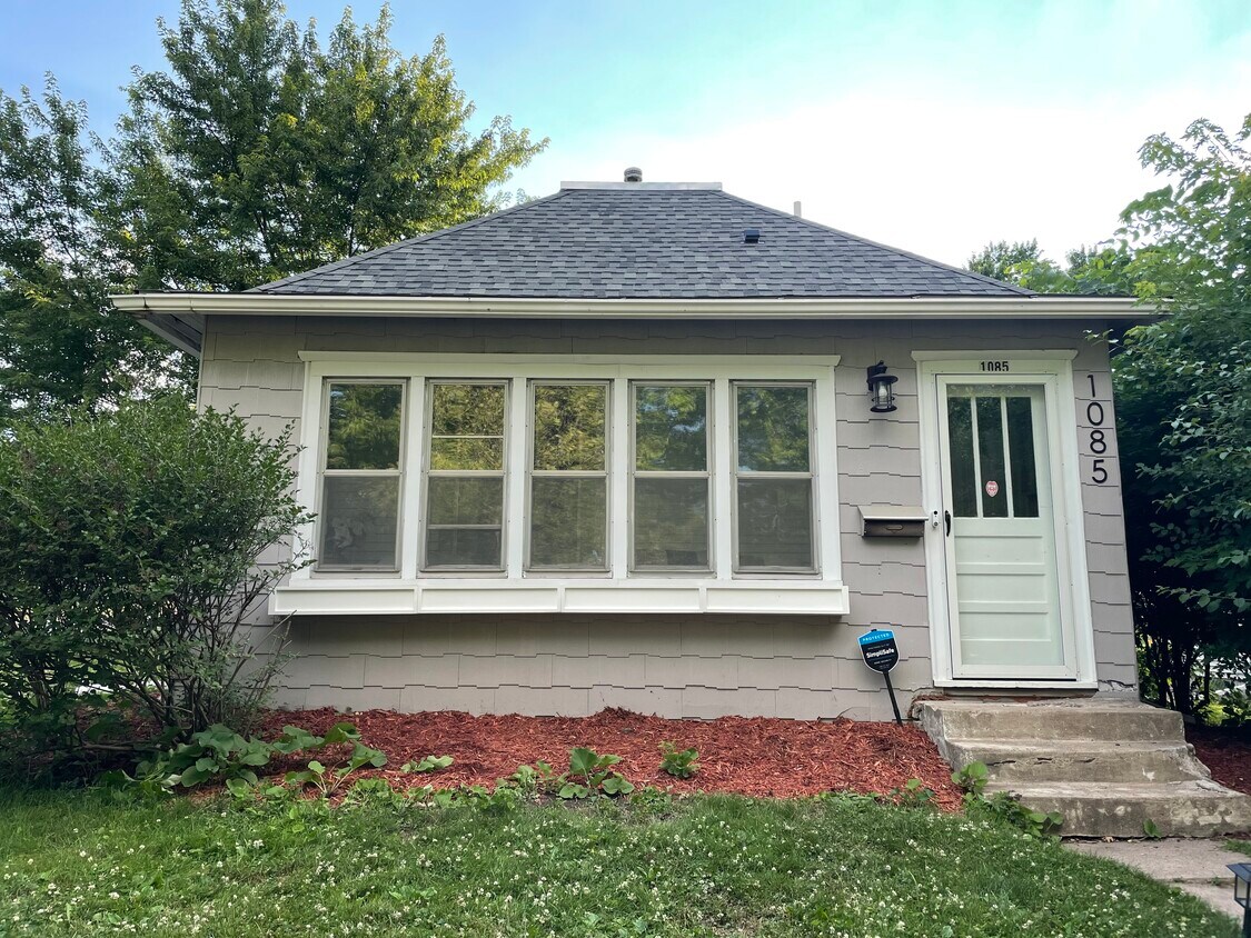 Foto principal - 1085 Argyle St