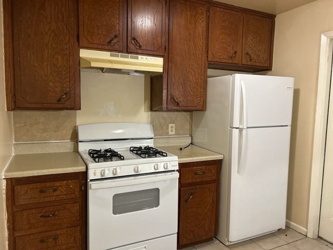 Foto del edificio - 1303 West Ln