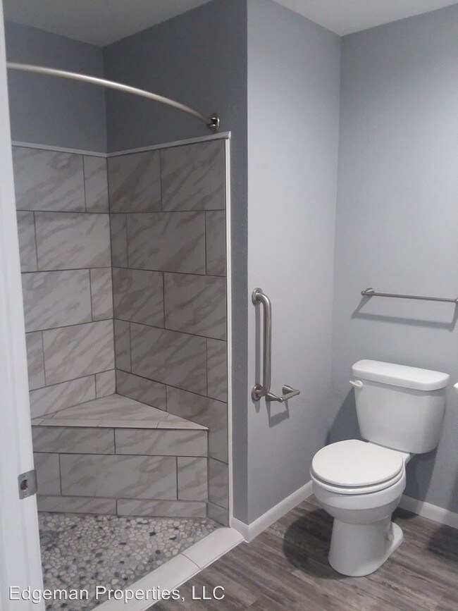 Building Photo - 2344 Texas Ave