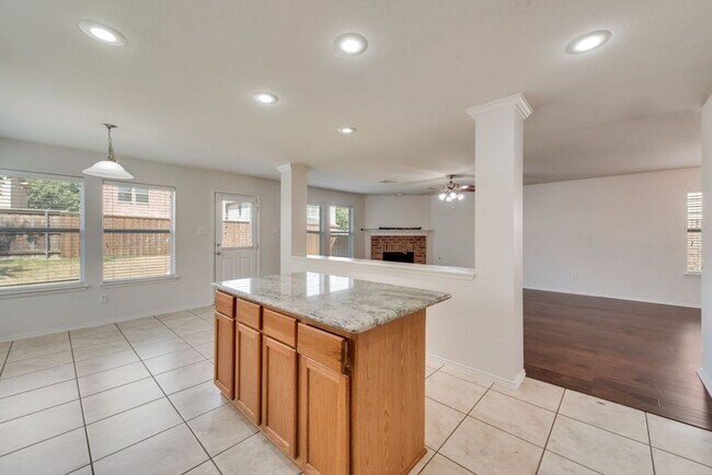 Foto del edificio - 4-bed 2.5-bath in McKinney's highly desira...