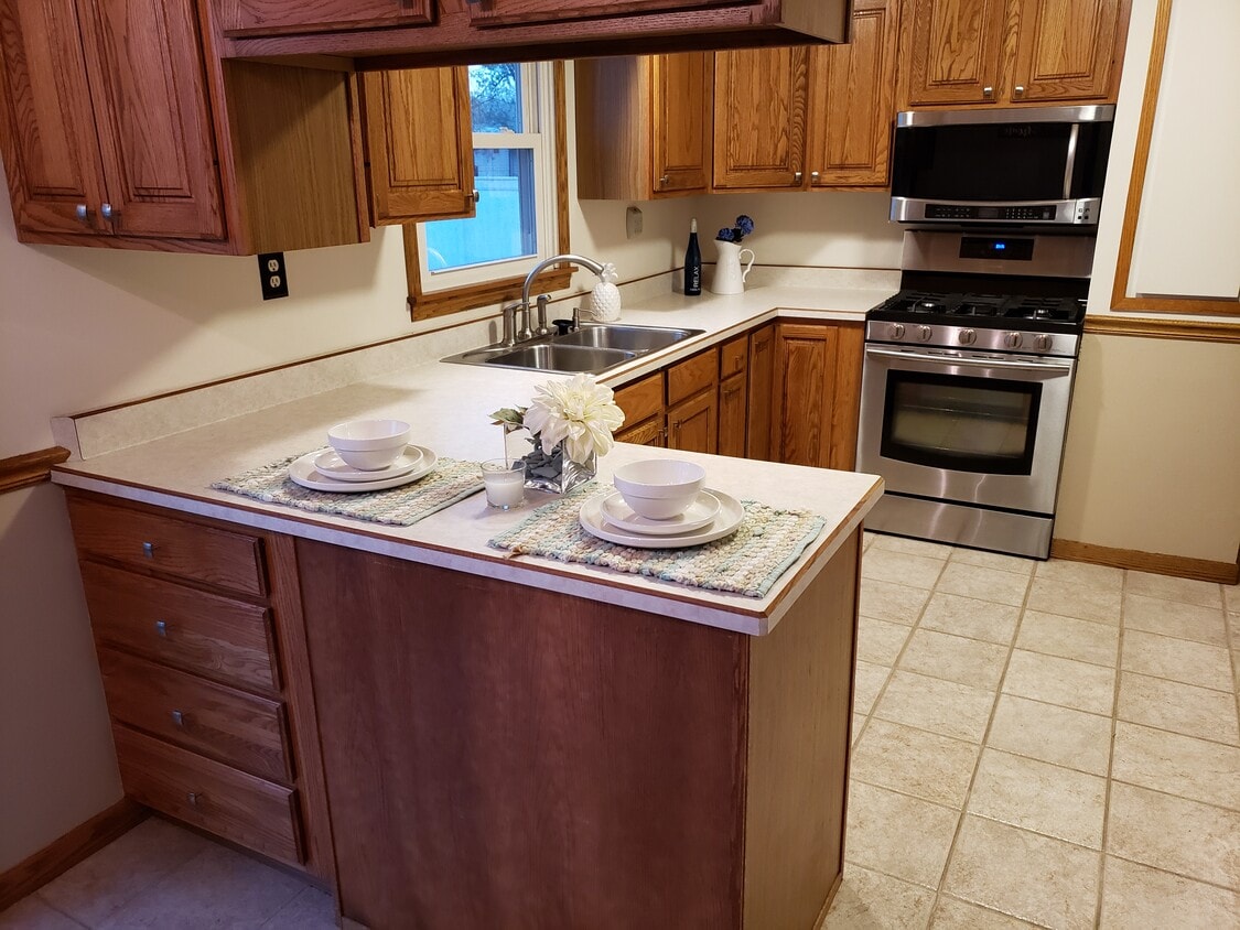 5459 S San Martine, Stevensville, MI 49127 House Rental in Stevensville, MI