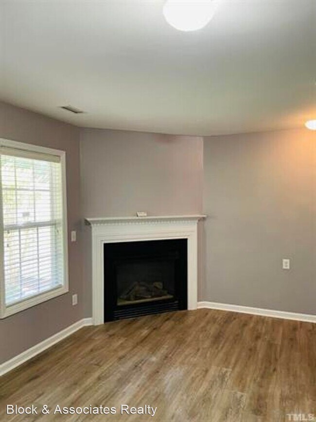 Foto del edificio - 3 br, 2.5 bath House - 1435 Basinger Ct.