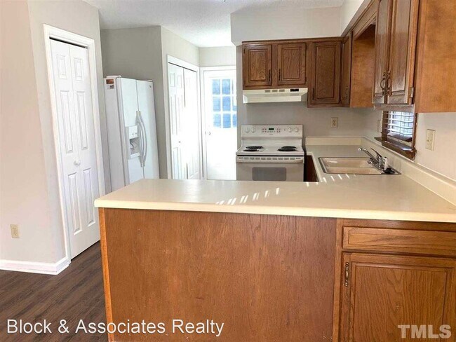 Building Photo - 3 br, 2 bath House - 105 Keystone Drive