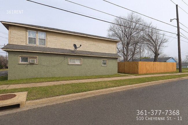 Building Photo - 510 Cheyenne St