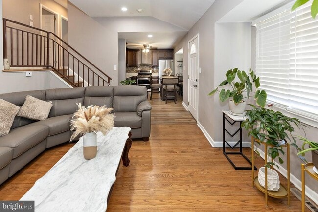 Foto del edificio - 912 Aston Martin Dr