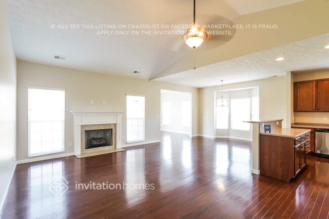 Building Photo - 2201 Oaklawn Ct