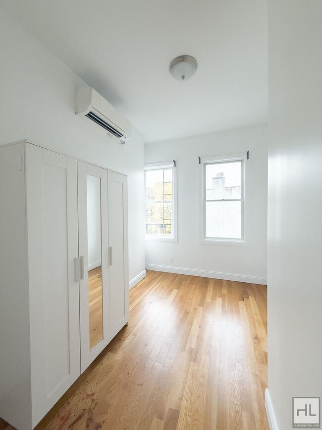 Building Photo - WYCKOFF AVENUE / Bushwick 3-Bed 1-Bath / N...