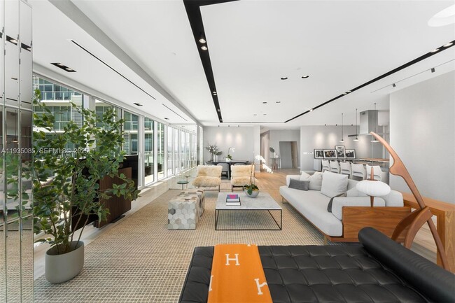 Building Photo - 4701 N Meridian Ave