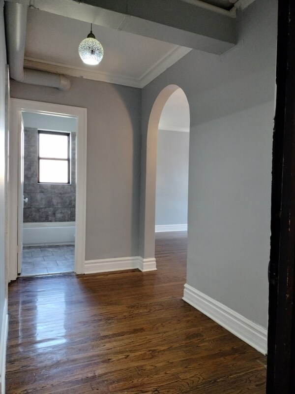 Foto del edificio - 8000 S Hermitage Ave