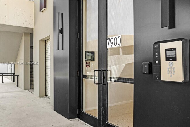 Foto del edificio - 7920 NE 2nd Ave