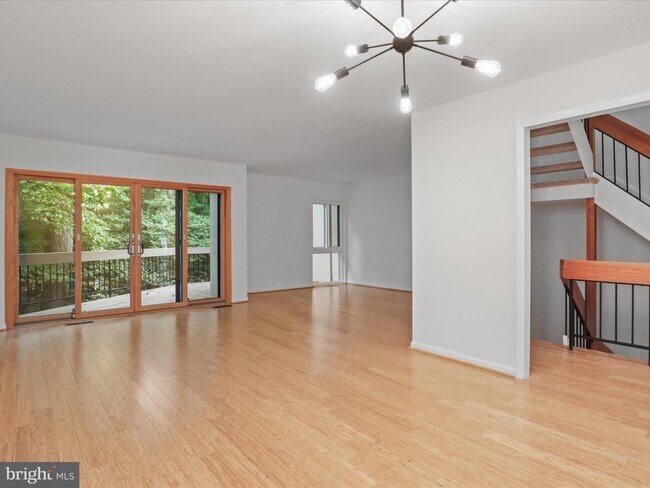 Building Photo - 11645 Newbridge Ct