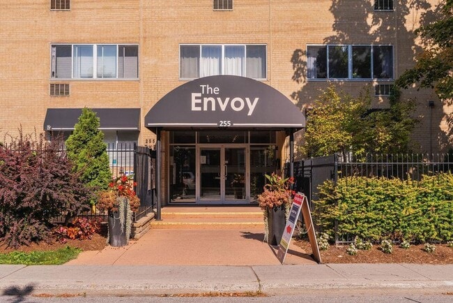 Photo de l'intérieur - 255 Stewart