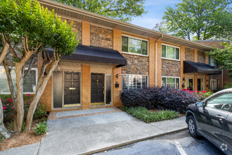 Building Photo - 120 Biscayne Dr NW
