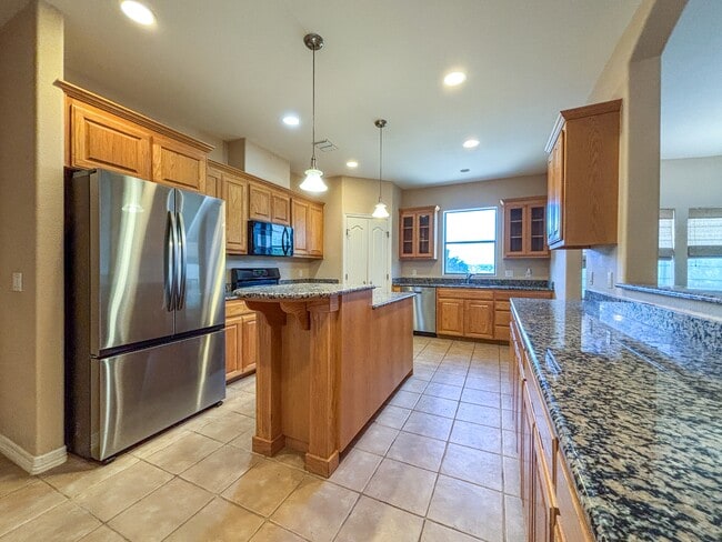 Building Photo - 1211 Flaman Rd