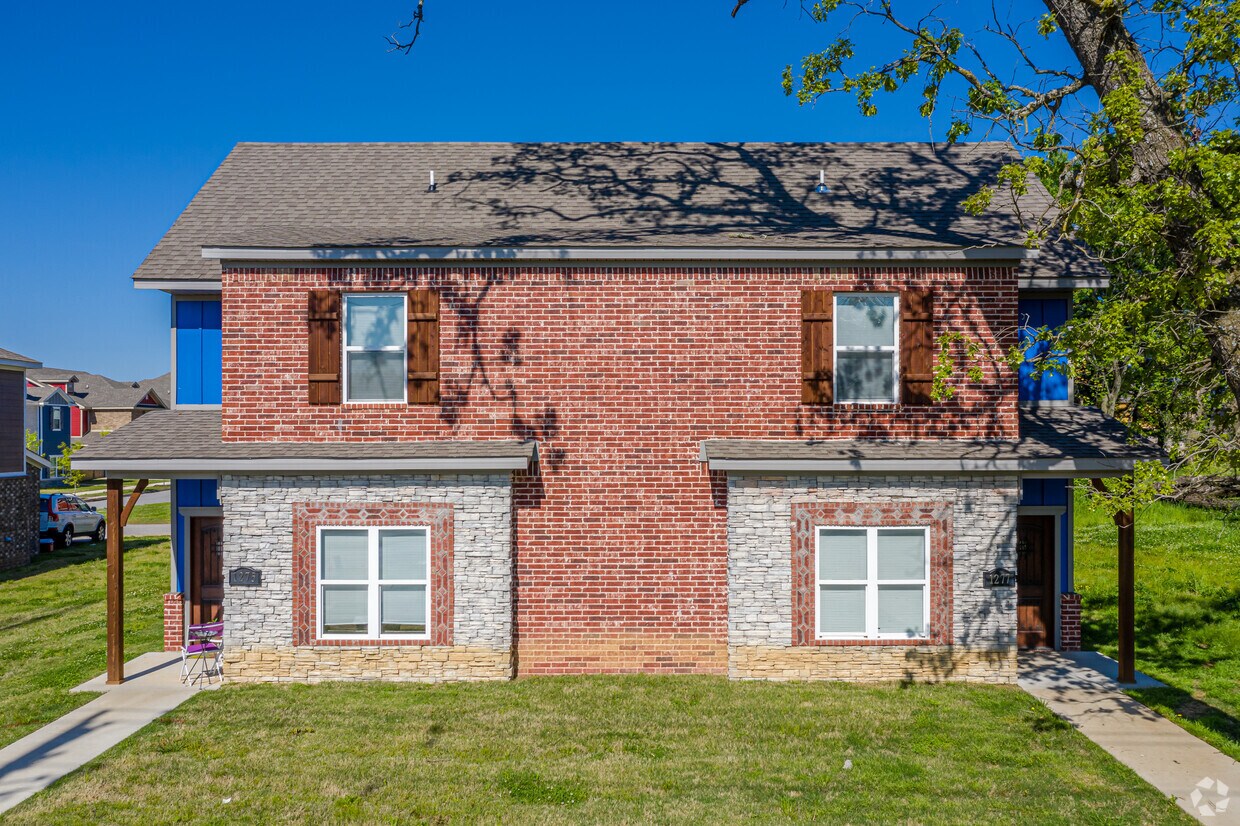 Building Photo - 1275-1277 N Rupple Rd