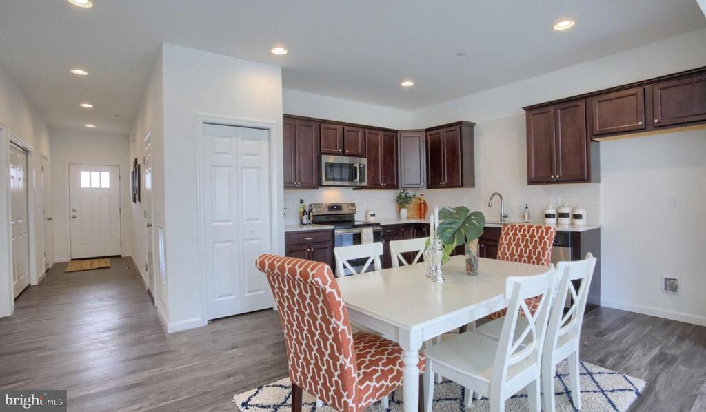 Foto principal - 1706 Shady Ln