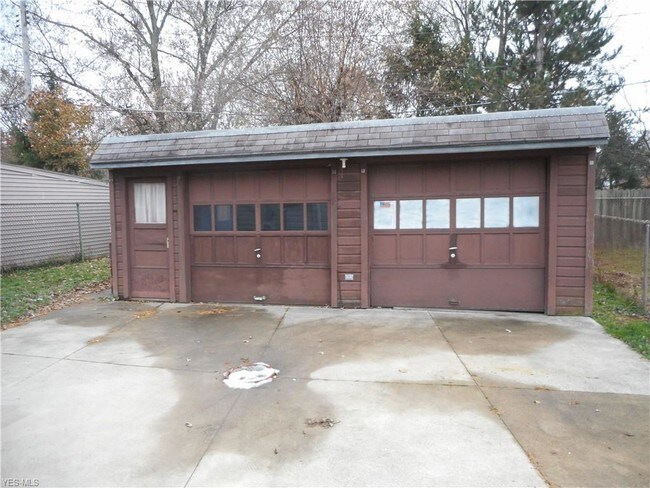 Building Photo - 10265 Ackley Rd
