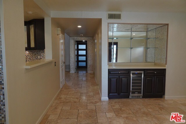 Building Photo - 6416 Bradley Pl