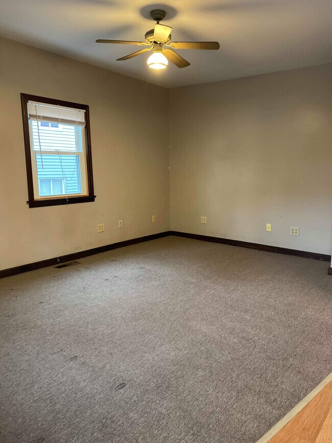 Foto del edificio - 141 3rd St