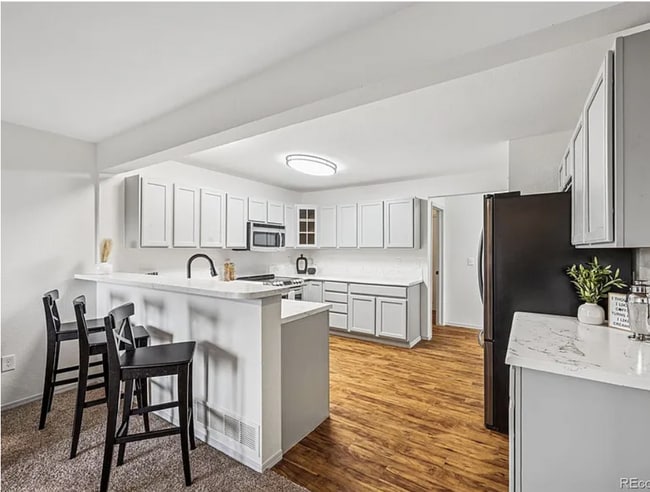 Building Photo - 10570 Echo Ct